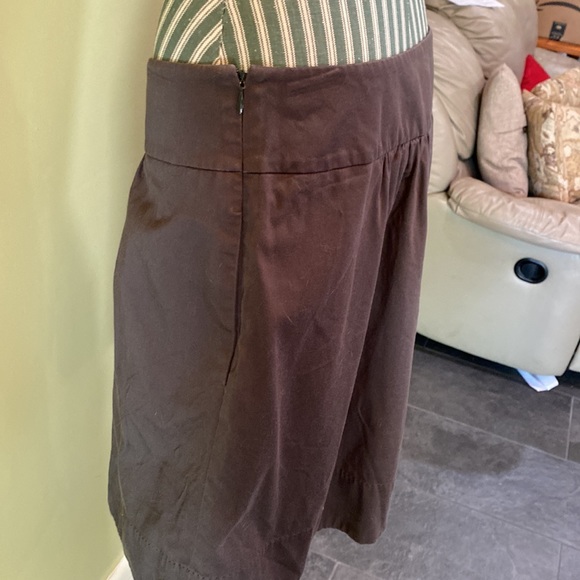 Ann Taylor Loft skirt, size 4. Color between olive and grey. - Picture 4 of 11